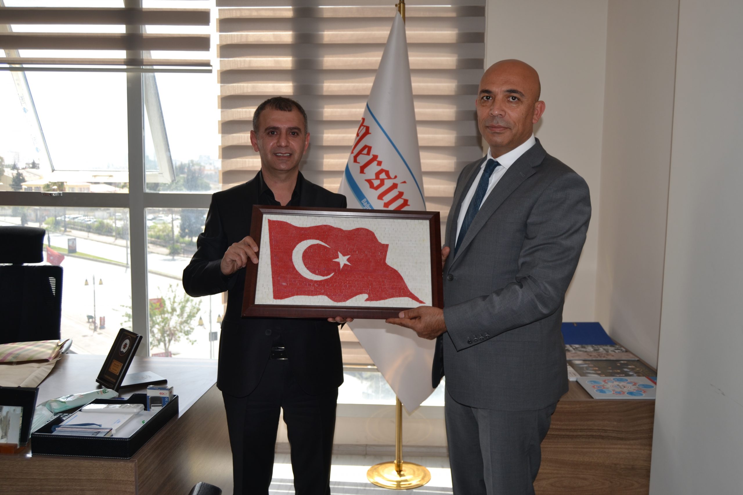 MERSİN EMNİYET MÜDÜRÜ ŞAHNE, MERSİN TİMES GAZETESİNİN YIL DÖNÜMÜNÜ KUTLADI