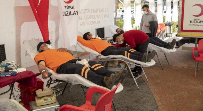 KAN VE KÖK HÜCRE BAĞIŞI KAMPANYASI YOĞUN İLGİ GÖRDÜ