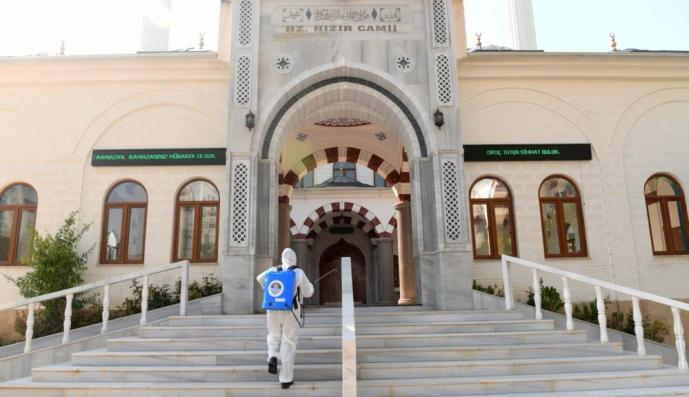 YENİŞEHİR BELEDİYESİ, İLÇE GENELİNDE DEZENFEKSİYONA DEVAM EDİYOR