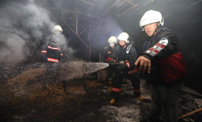 İTFAİYE EKİPLERİ, 3 AYDA BİN 291 YANGINA MÜDAHALE ETTİ