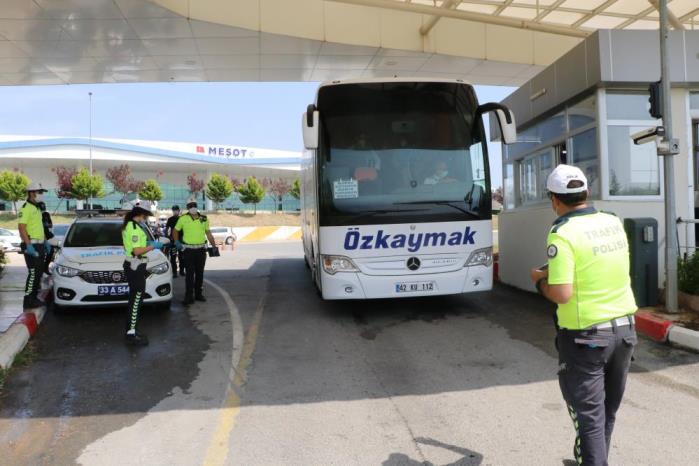 MERSİN OTOGARINDA KORONA VİRÜS DENETİMİ