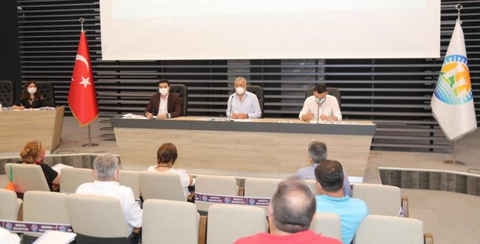 MEZİTLİ BELEDİYE MECLİSİNDE İSRAİL’E KINAMA