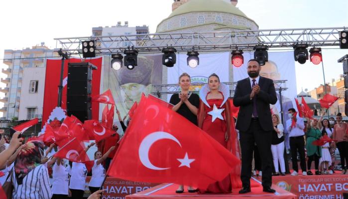 TORTEK KURSİYERLERİNDEN HAYAT BOYU ÖĞRENME DEFİLESİ