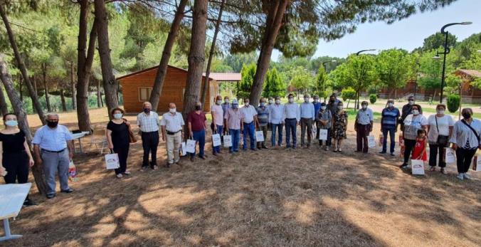 Büyükşehir, emeklileri Tarsus Gençlik Kampında ağırladı