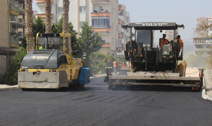 SEÇER: BÜROKRASİ ARKAMIZDAN 40 TEZGAH ÇEVİRİYOR