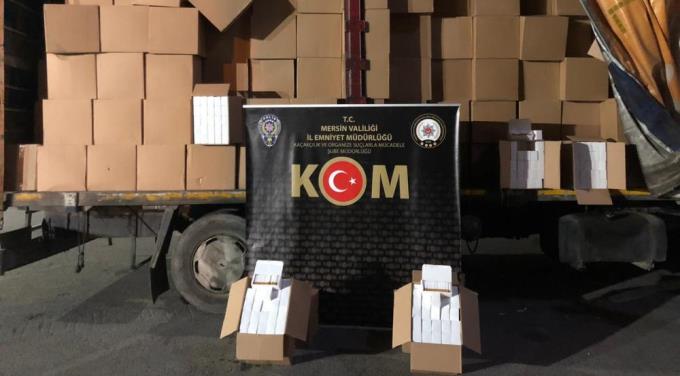 MERSİN’DE 11 MİLYON ADET GÜMRÜK KAÇAĞI MAKARON ELE GEÇİRİLDİ