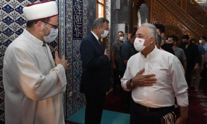 VALİ SU, VATANDAŞLARLA BAYRAMLAŞTI