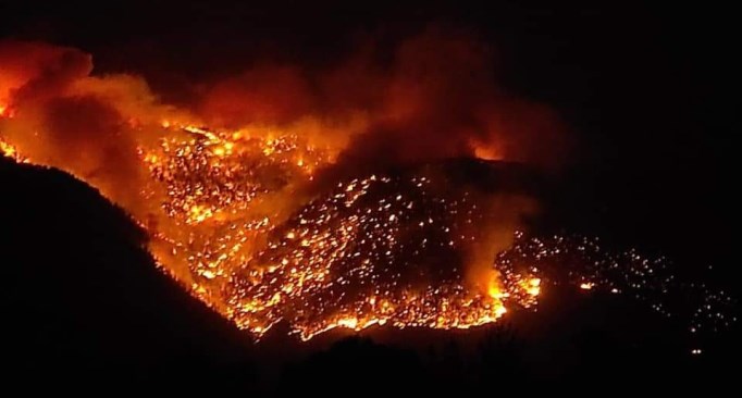 MERSİN AYDINCIK’TAKİ ORMAN YANGINI SÜRÜYOR