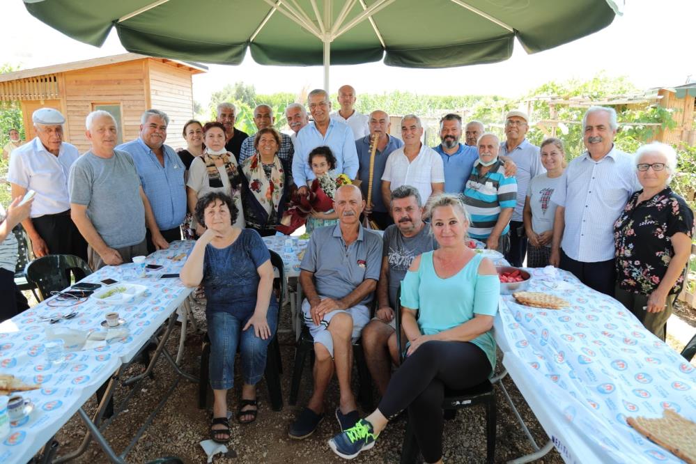 BAŞKAN TARHAN, HOBİ BAHÇESİ SAKİNLERİYLE BULUŞTU