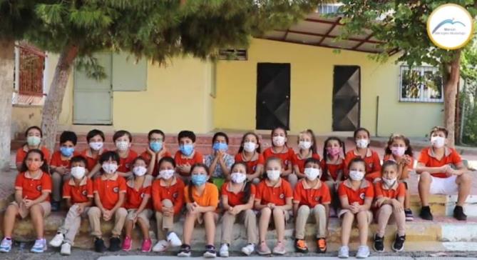 MİNİK ÖĞRENCİLERDEN KLİPLİ ‘AŞI’ ÇAĞRISI