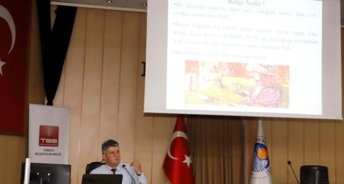 AKDENİZ BELEDİYESİ PERSONELİNE DİJİTAL ARŞİV EĞİTİMİ