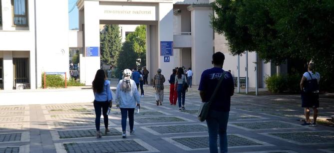 MERSİN ÜNİVERSİTESİ’NDE YÜZ YÜZE EĞİTİM BAŞLADI