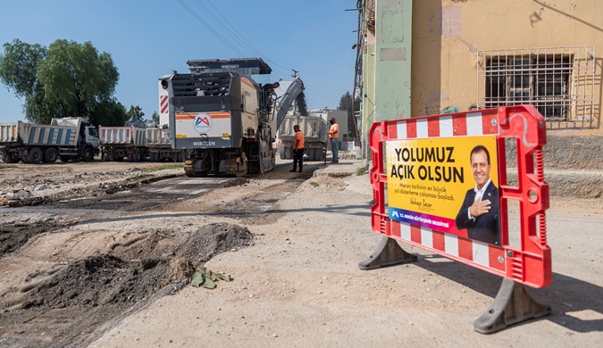 40 YILDIR ÇÖZÜLEMEYEN ASFALT SORUNU TARİHE KARIŞIYOR