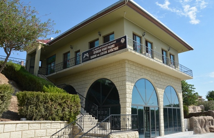 BÜYÜKŞEHİR, TARSUS’A YENİ BİR OKUMA SALONU KAZANDIRIYOR