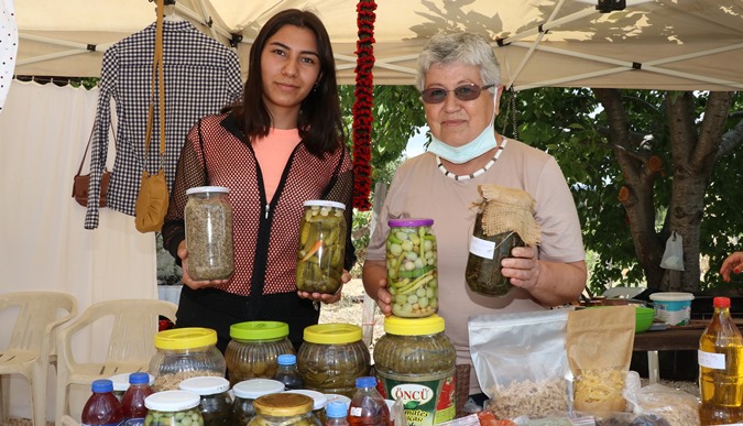BÜYÜKŞEHİR’İN KIRSAL MAHALLE BULUŞMALARI’NIN YENİ DURAĞI UZUNCABURÇ OLDU