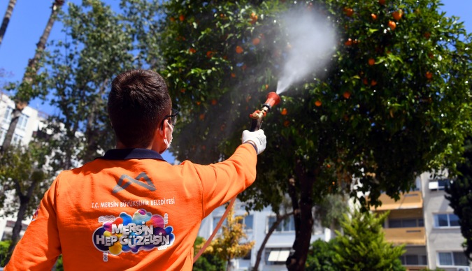 18 AYDA 78 BİN 200 KEZ DEZENFEKSİYON, 1 MİLYON 912 BİN 220 KEZ İLAÇLAMA ÇALIŞMASI YAPILDI