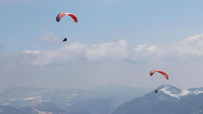 YAMAÇ PARAŞÜTÜNÜN KALBİ TOROSLAR’DA ATACAK