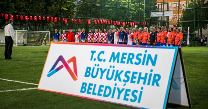 MERSİN BÜYÜKŞEHİR’İN ‘VETERANLAR NAFTALİN LİGİ’ BAŞLADI