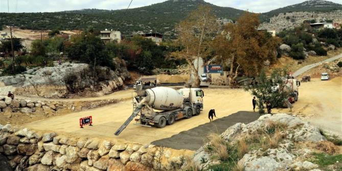 Esenli meydanında çalışmalar hızlandı