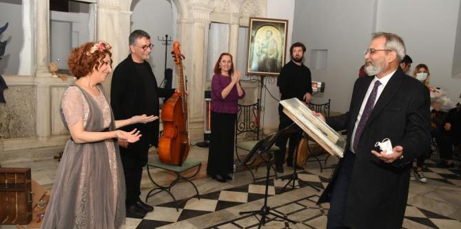 Tarsus’ta ‘Shakespeare ve Müzik’ performansı ilgiyle izlendi