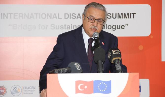 Engelliler, Mersin’de Uluslararası Engellilik Zirvesinde buluştu