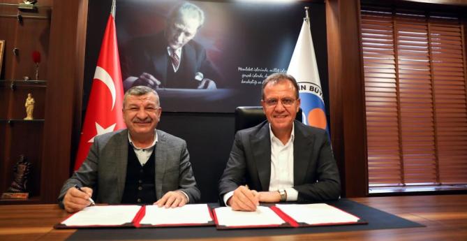 Mersin Büyükşehir Belediyesinde ‘sosyal denge tazminatı sözleşmesi’ imzalandı