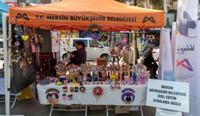Mersin’de ‘engelsiz el emeği stantları’ büyük ilgi gördü