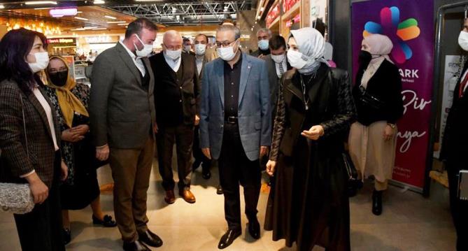 Vali Su, ‘Kesişme, iyi ki varsın Eren’ filmini İzledi