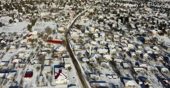 Burası ne Erzurum, ne Van….Mersin’de kar güzelliği