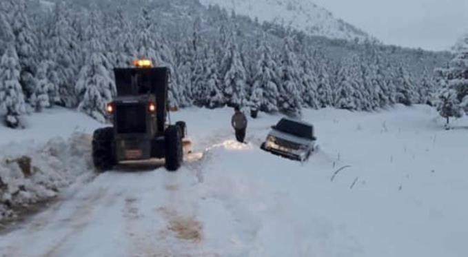 Sertavul Geçidi’nde karla mücadele