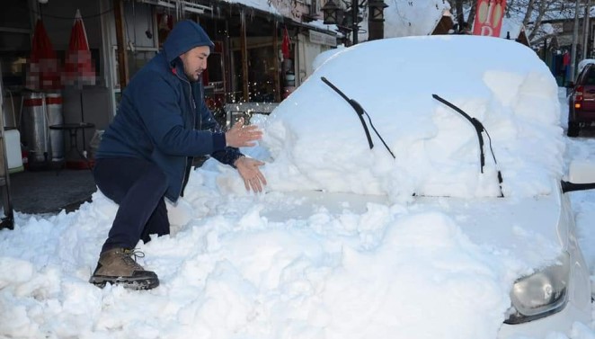 Tarsus-Çamlıyayla yolu kapandı