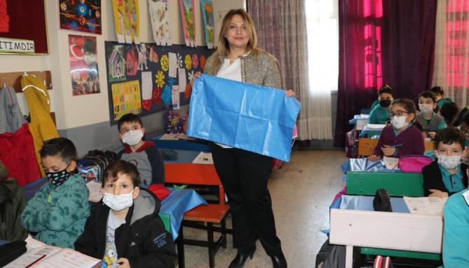 Covid geçirmez kumaşın kullanıldığı sınıfta vaka görülmedi