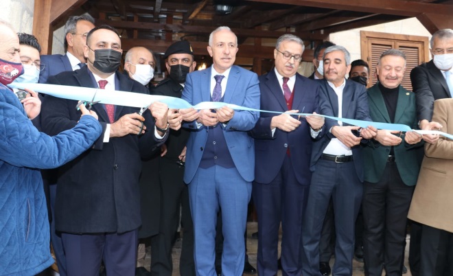 Mersin’e İz Bırakanlar Müzesi, törenle açıldı