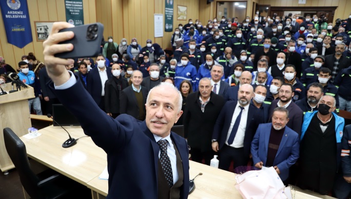 Akdeniz Belediyesi’nde Toplu İş Sözleşmesi sevinci