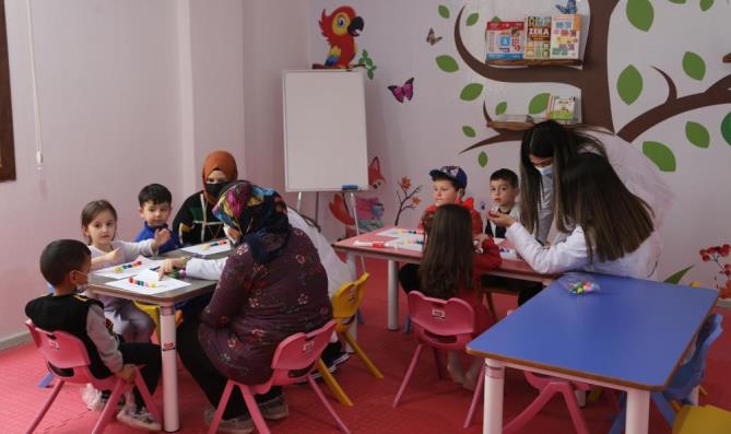 Çocuklarda dijital bağımlılığa karşı oyun terapisi