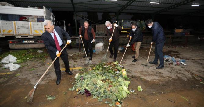 Mezitli’de kompost üretimine destek