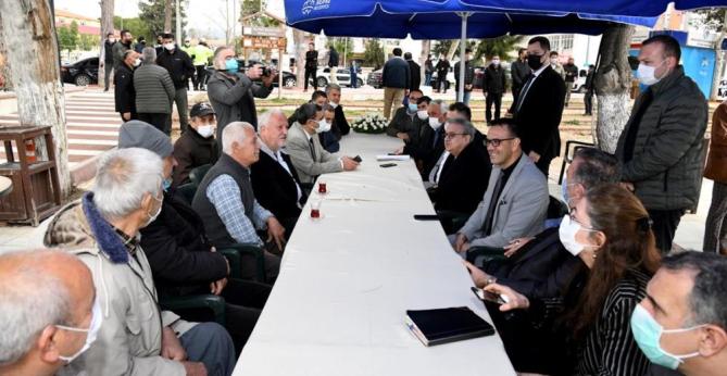 Vali Su, Silifke’de muhtarlar ve vatandaşlarla buluştu