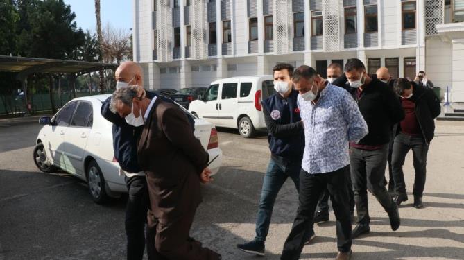 Tefecilikten gözaltına alınan 4 kişi adliyeye sevk edildi