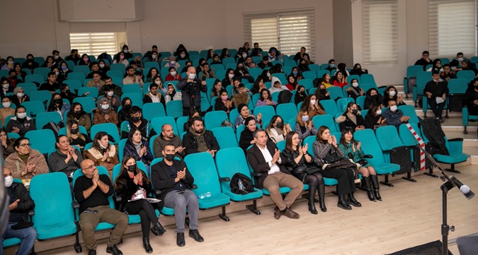 Mersin Büyükşehir’den Tarsus Kurs Merkezi Öğrencilerine “Motivasyon Etkinliği”