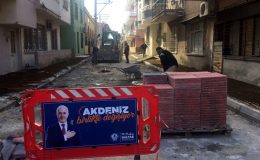 Akdeniz’de yol ve kaldırım çalışmaları aralıksız sürüyor
