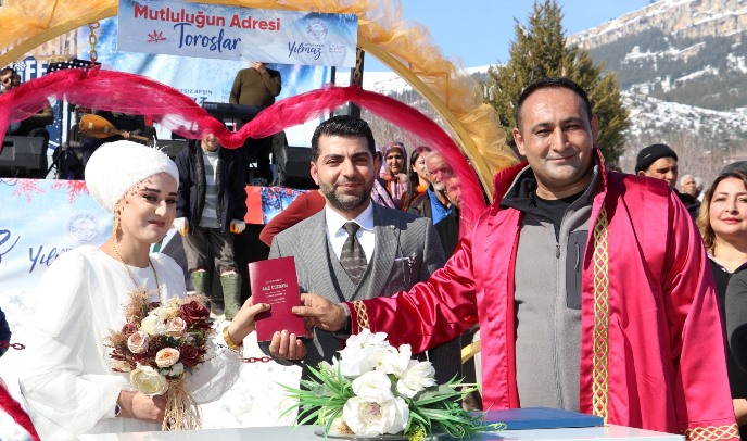 Toroslar Kar Festivali Çukurova’ya damga vurdu