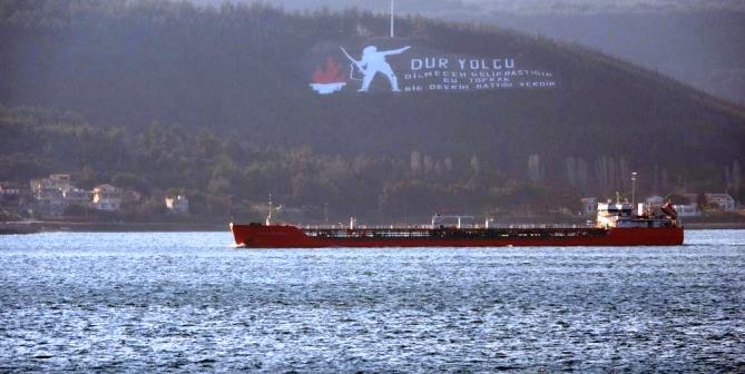 Rusya’dan ayçiçek yağı taşıyan gemi Çanakkale Boğazı’ndan geçti, 17 Martta Mersin limanına ulaşacak