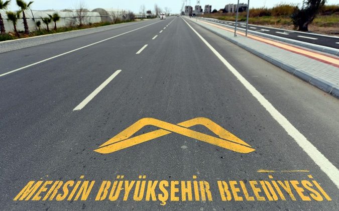 Kazanlı sahil yolunda çalışmalar aralıksız sürüyor