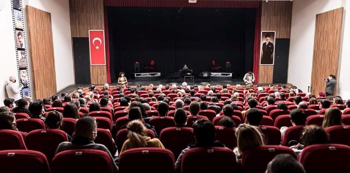 Mersin Şehir Tiyatrosu, Matruşka Oyununu Ankara’da sahneledi