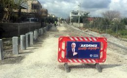 Akdeniz’de yol, asfalt ve kaldırım yenileme çalışmaları sürüyor