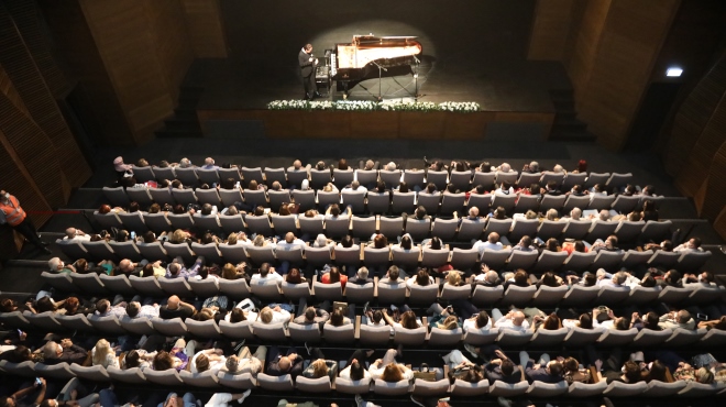 Mezitli Belediyesi Kültür Merkezi, sanatın merkezi oldu