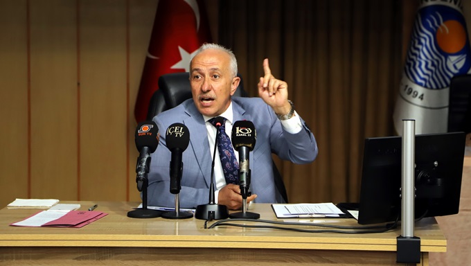 Akdeniz Belediyesinin borçlanma talebi CHP ve HDP’li meclis üyelerince reddedildi