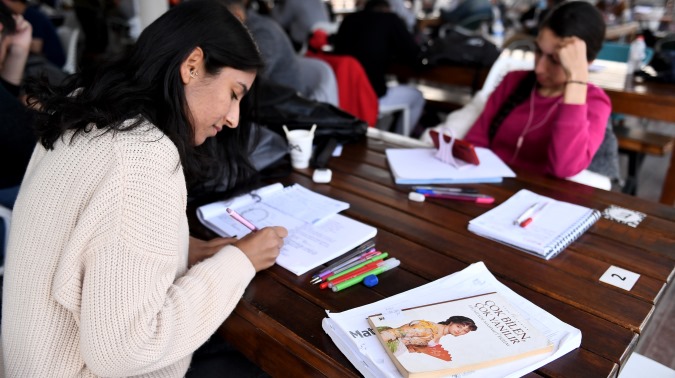 Büyükşehir Belediyesi, günde 200 öğrenciyi kütüphanesinde ağırlıyor