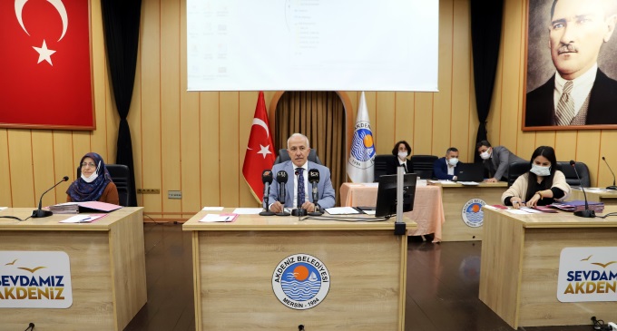 Başkan Gültak: Hizmet ve proje üretirken borç yükünü de hafiflettik