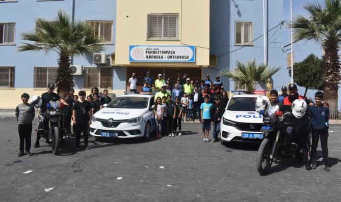 Tarsus Emniyet Müdürü Fil: Kapımızın her zaman açık olduğunu asla unutmayın